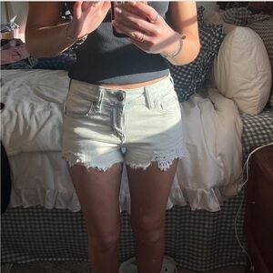 American Eagle Acid Wash Shortie Jean Shorts w/ Crochet Pockets Size 0